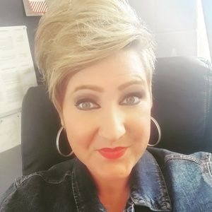 Meet your Posher, Kellie